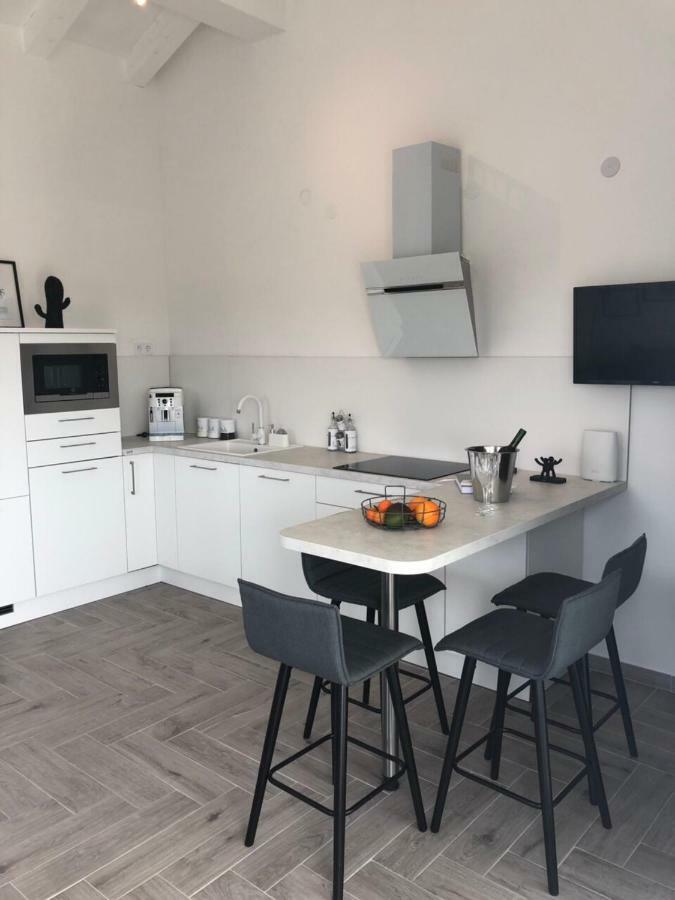 Ellavis Apartments Eksteriør billede