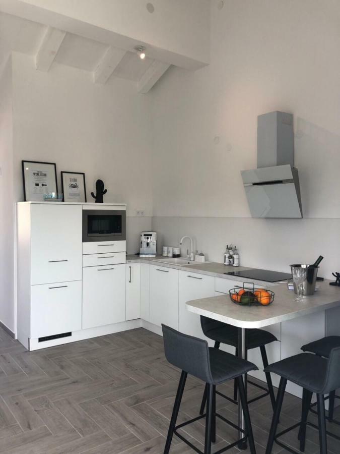 Ellavis Apartments Eksteriør billede