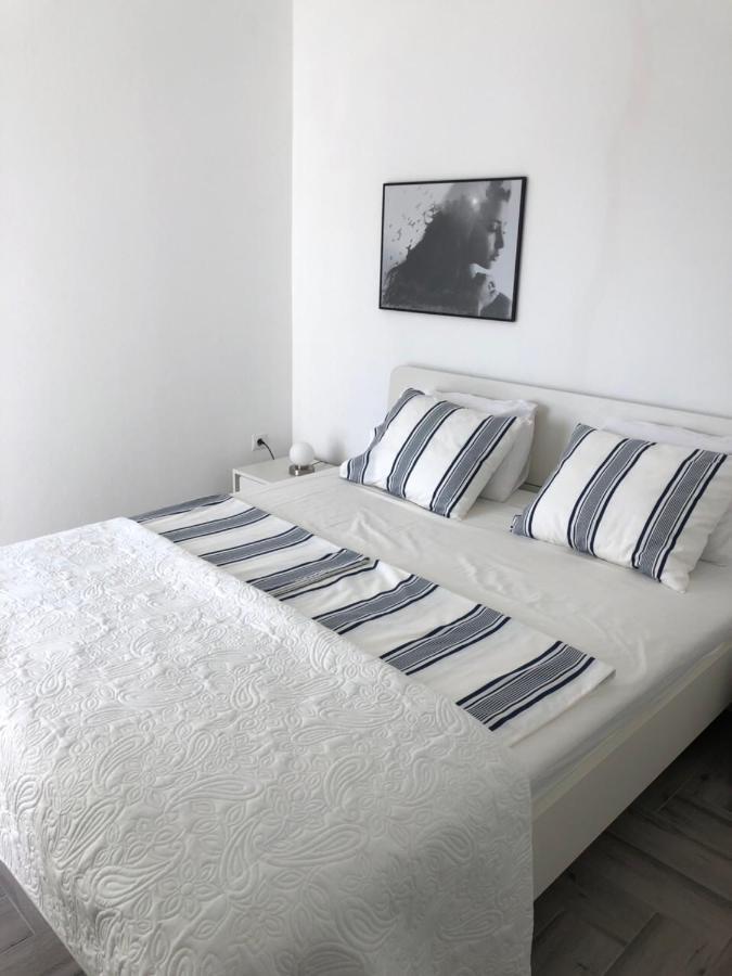 Ellavis Apartments Eksteriør billede